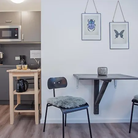 Naturliebe-aktivurlaub Und Auszeit Mit Hund Direkt An Wanderwegen Im Gruenen