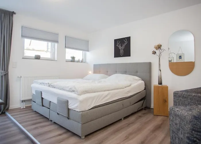 Naturliebe-aktivurlaub Und Auszeit Mit Hund Direkt An Wanderwegen Im Grünen Apartment *